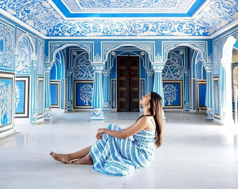 Jaipur: Half-Day Guided Sightseeing Tour with Flower Market - Jal Mahal is a photo stop, not a palace tour