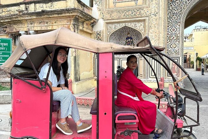 Jaipur Half-Day Heritage Tour by Women-Driven E-Rickshaw - City Palace needs a focused visit