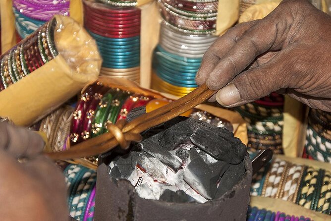 Jaipur Half-Day Shopping Tour with Hand Block Printing Class - Finishing in the Pink City bazaars
