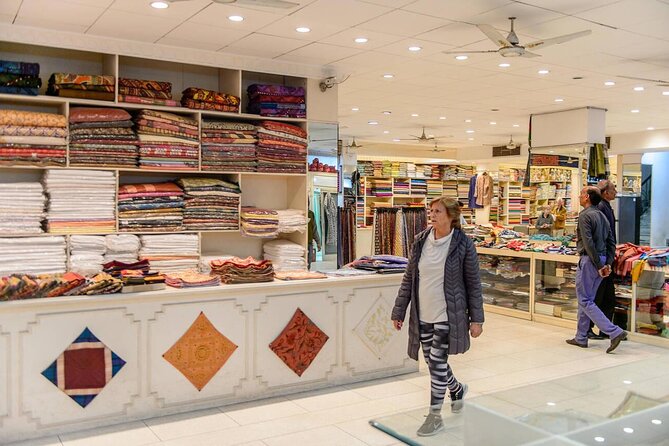 Jaipur Half-Day Shopping Tour with Hand Block Printing Class - Ratnavali Arts and Jaipur’s handmade jewelry