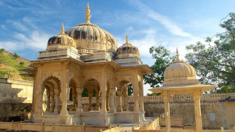 Jaipur Half Day Tour By Tuk Tuk With Local Chaiwala - Amer Fort and the Sheesh Mahal