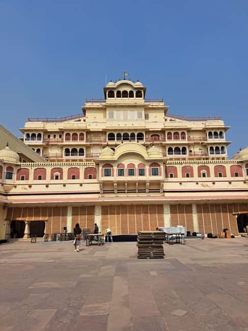 Jaipur Half Day Tour By Tuk Tuk With Local Chaiwala - Jaipur Markets, Textiles, and Handicrafts