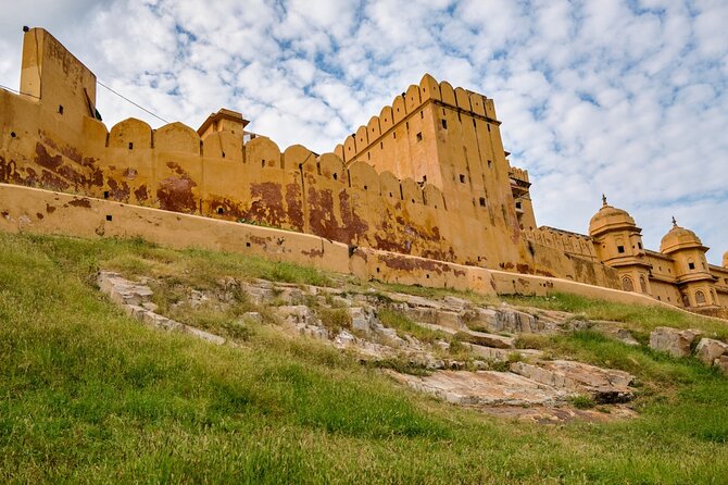 Jaipur: Half day tour of Amer Fort & Nahargarh Fort by Car - Who should book this fort tour