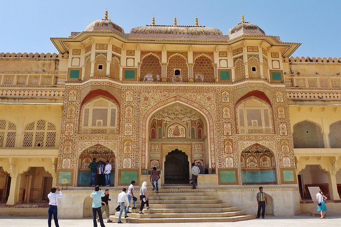 Jaipur: Half day tour of Amer Fort & Nahargarh Fort by Car - What to notice inside Amer Palace