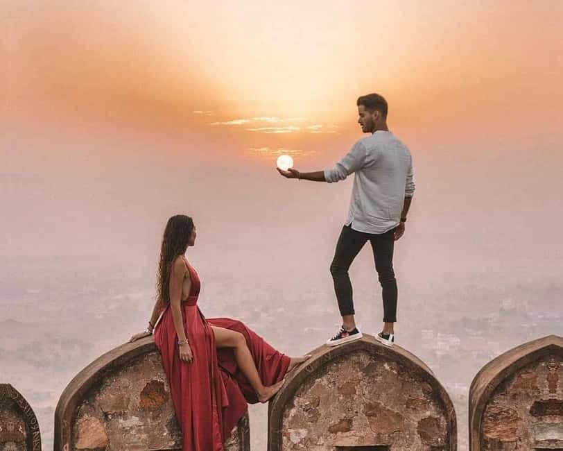Jaipur: Instagram Photo Experience with a Guide - Amer Fort, where the day becomes grander