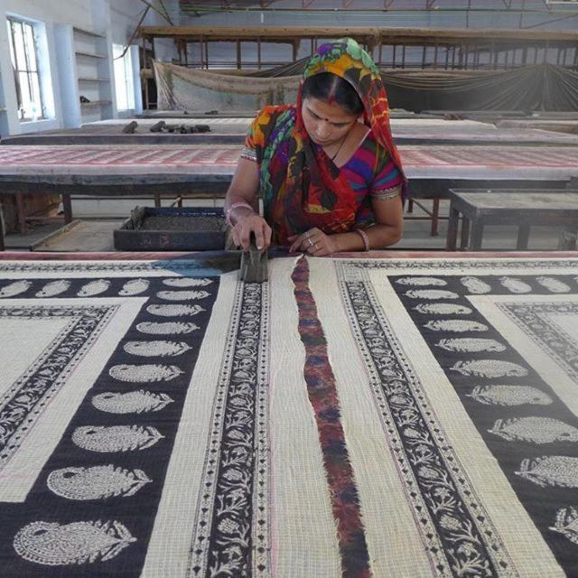 Jaipur: local workshop tour (Handblock printing) - The sample you make is the best souvenir