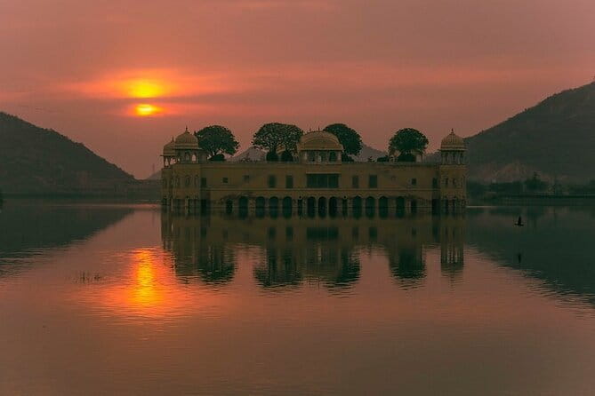Jaipur Nahargarh Sunset and Night Lights Tour - Jal Mahal and the still water of Man Sagar Lake