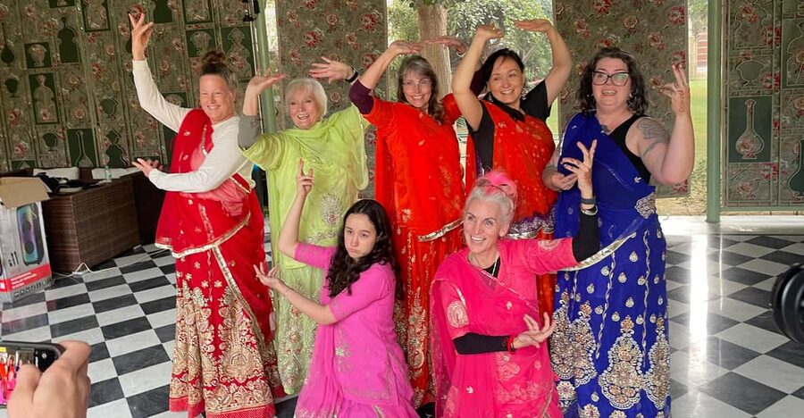 Jaipur: Namaste Bollywood l Dance like a Star - A Short Introduction to Bollywood Dance