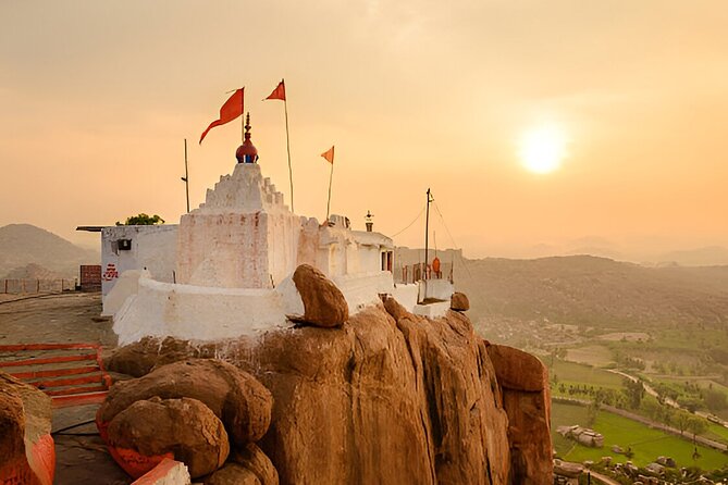 Jaipur Night Tour with Scenic Sunset at Monkey Temple - Walking through the Pink City