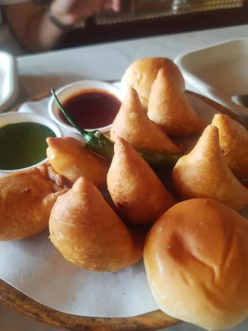 Jaipur : No Diet Club Amazing Street Food Tasting in Jaipur - Starting at Gujarati NasteWala in the Pink City