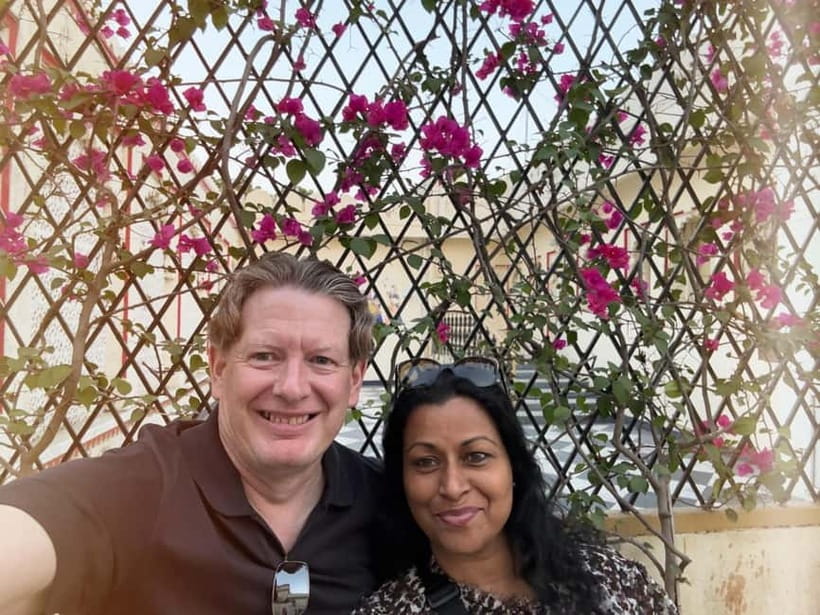 Jaipur Pink City Heritage Tour: Book By Car with Guide - City Palace and the living royal center