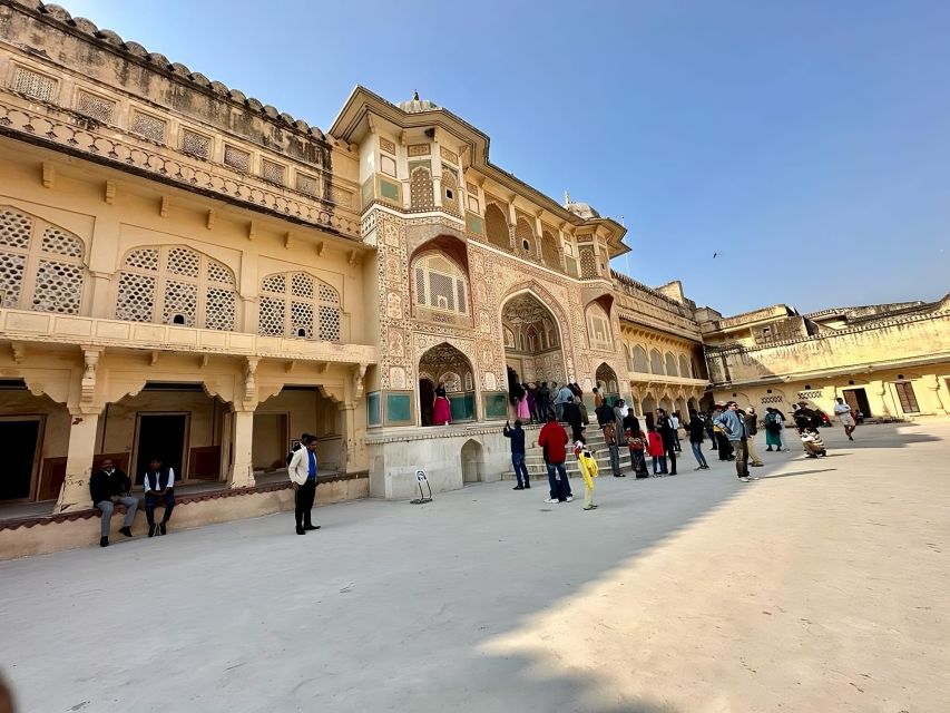 Jaipur Private City Tour with Hotel Pick-Up & Drop 4 - 8 Hrs - Gatore ki Chattriyan: a quieter royal pause