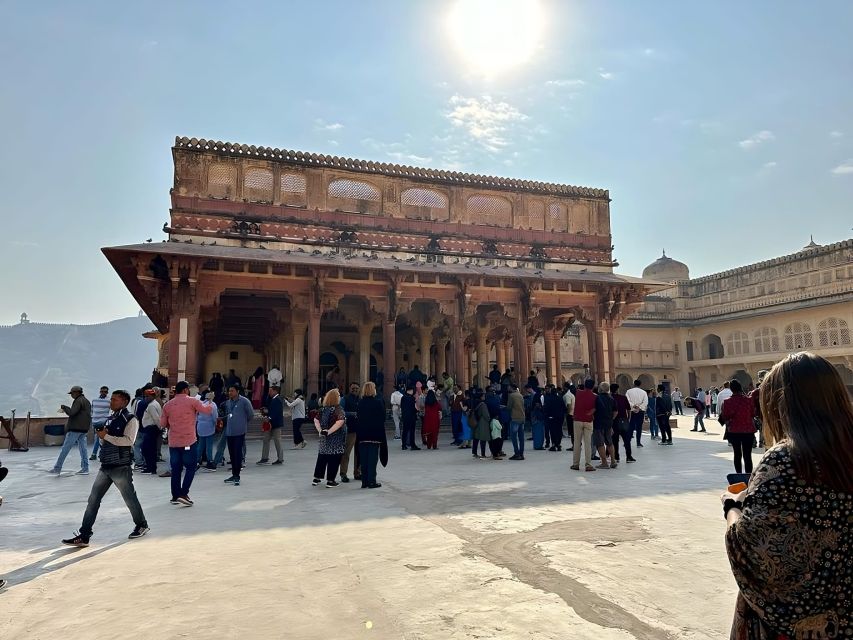 Jaipur Private City Tour with Hotel Pick-Up & Drop 4 - 8 Hrs - Amber Fort: the morning’s main event