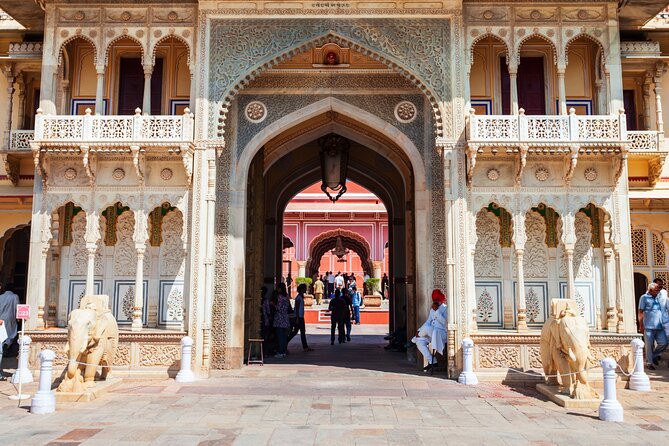 Jaipur Private Day Tour – Customizable Itinerary with Car & Guide - Key points to know before booking