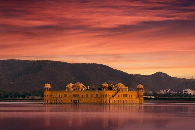 Jaipur: Private Full-Day City Sightseeing with Pick-Up & Drop off - Gaitore’s carved cenotaphs offer a quieter break