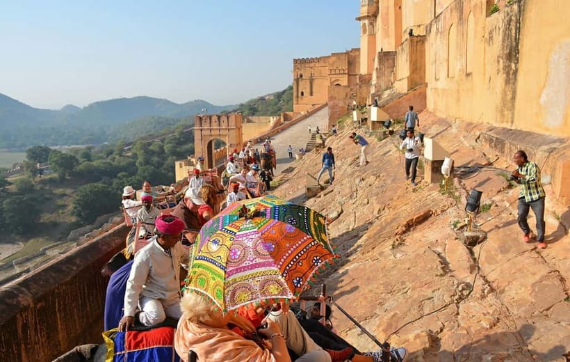 Jaipur: Private Full-Day City Tour By Tuk-Tuk with Pick-Up - A practical way to cross Jaipur in eight hours