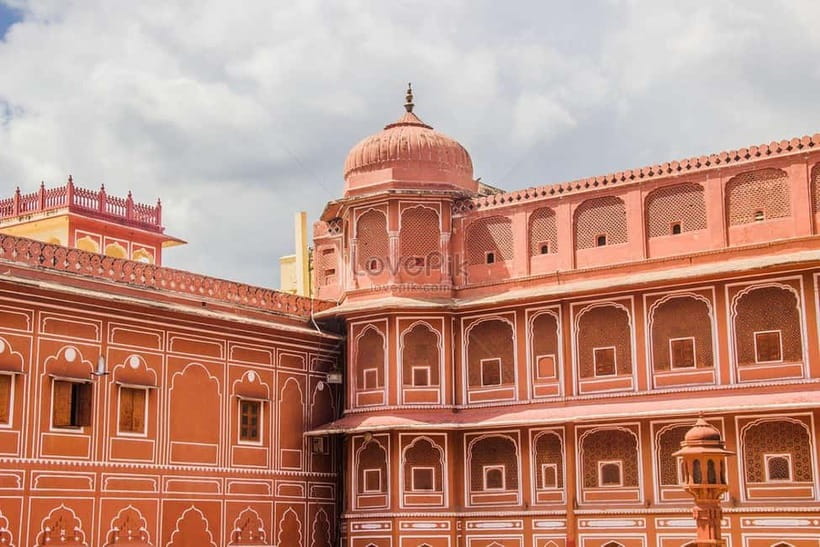 Jaipur: Private Full-Day City Tour with Car and Guide - Lunch is flexible, but meals are not included