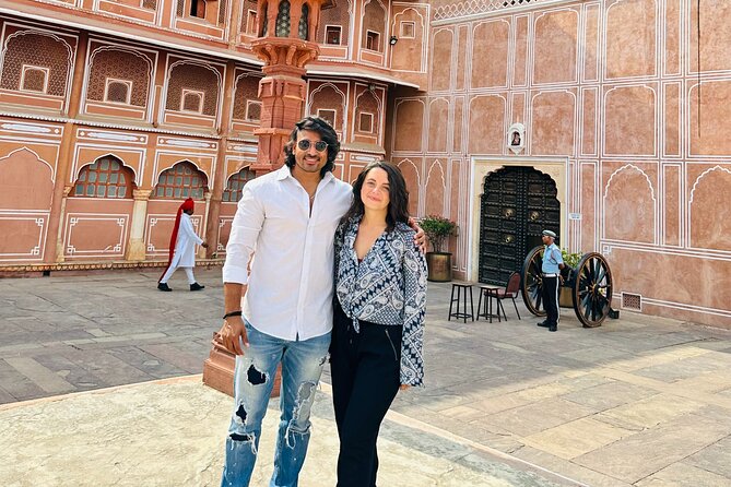Jaipur Private Full Day City Tour with Pick Up and Drop Off - Jaipur’s gemstone trade and jewelry workshops
