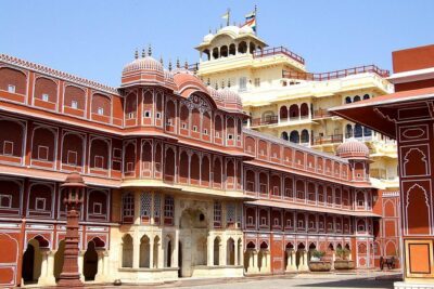 Private Full Day Jaipur City Tour with Pick-Up & Drop.