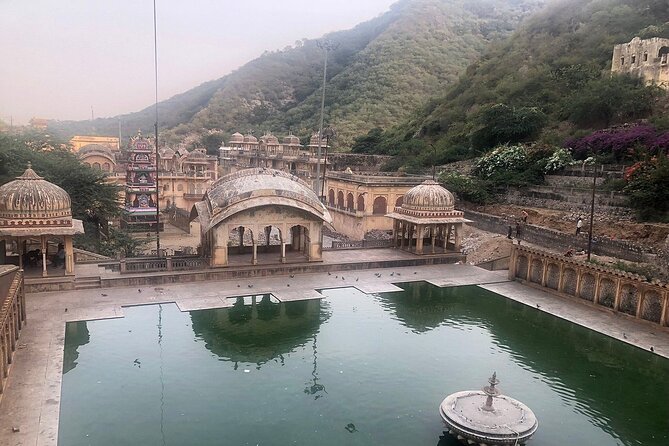 Jaipur Private Full-Day Sightseeing Tour By Car - City Palace deserves your careful attention