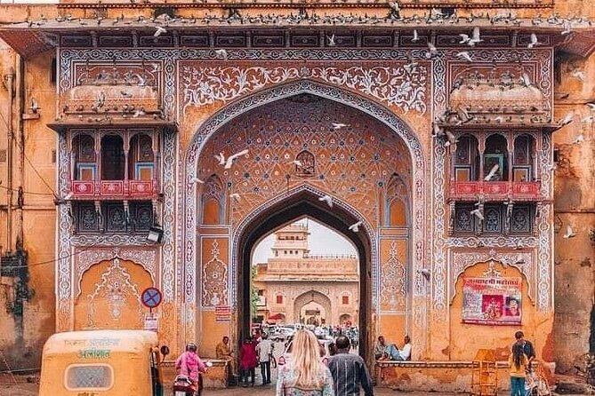 Jaipur Private Full-Day Sightseeing Tour By Car - Panna Meena ka Kund offers the day’s best geometry