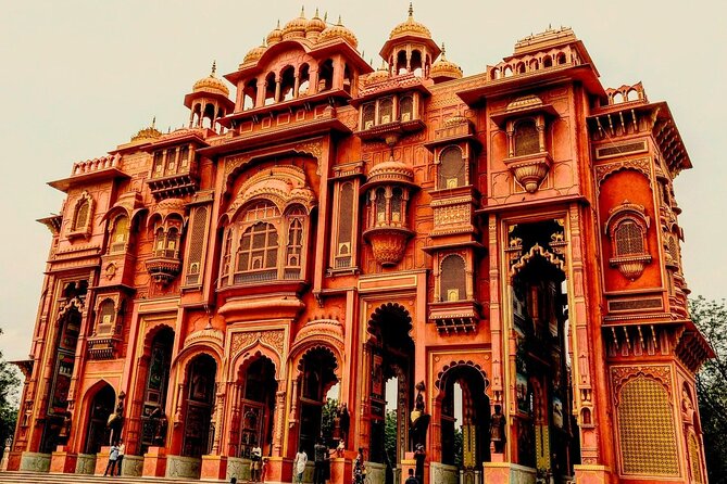 Jaipur Private Full Day Sightseeing Tour with Guide by Car - Amer Fort gives the day its grand opening