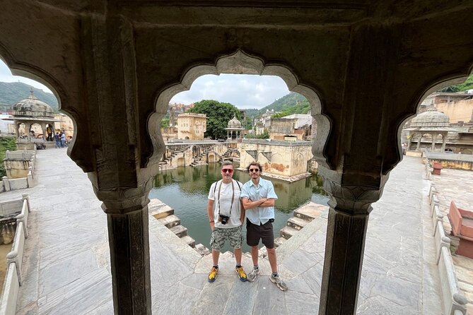 Jaipur Private Full Day Sightseeing Tour with Guide by Car - City Palace explains Jaipur’s royal identity