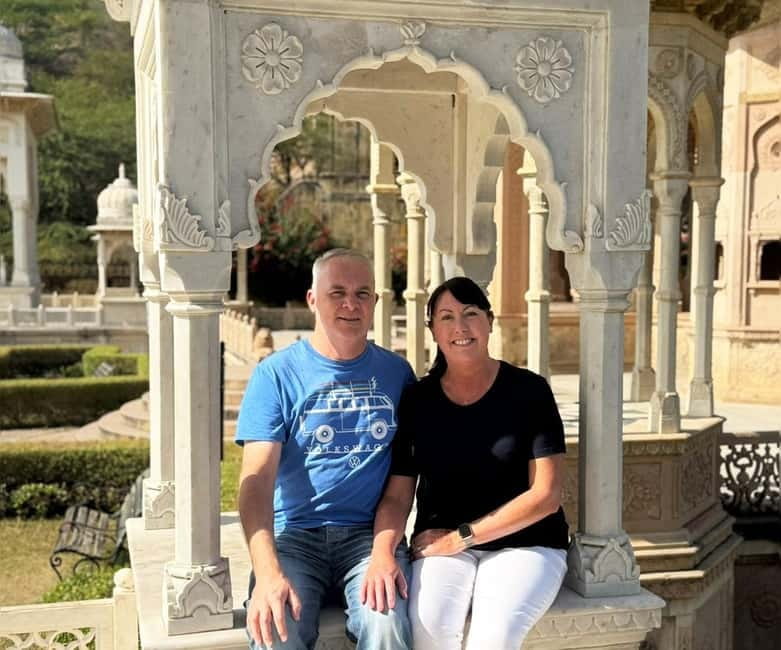 Jaipur: Private Half-Day Instagram Tour with Guide - Shri Jagat Shiromani Ji Temple