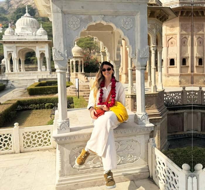 Jaipur: Private Half-Day Instagram Tour with Guide - The stepwell question: Panna Meena or Chand Baori