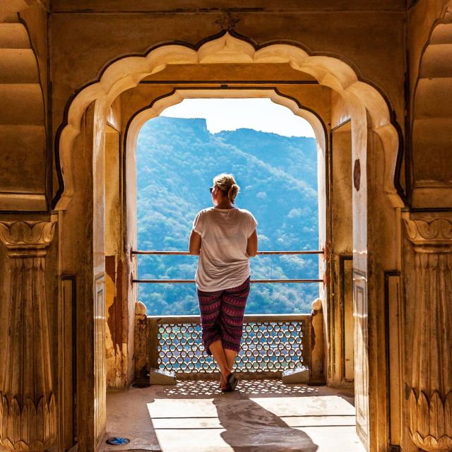 Jaipur: Private Instagram Tour of Top Photography Spots - Jal Mahal from the lakeside road