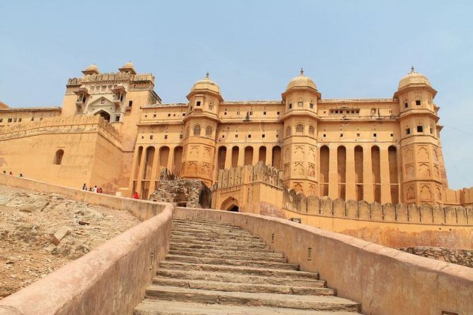 Jaipur: Private Jaipur Full Day City Sightseeing Tour by Car - Panna Meena ka Kund: a short stop with strong geometry