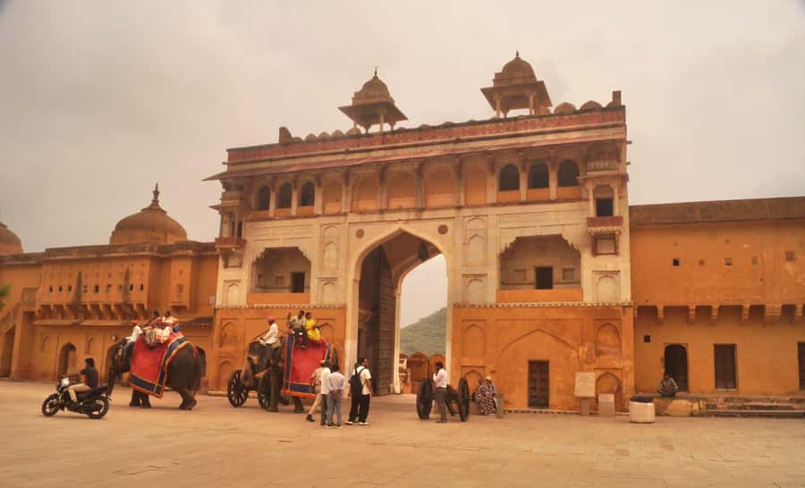 Jaipur: Private PinkCity & Stepwell Heritage Tour with Guide - Key points to know before booking