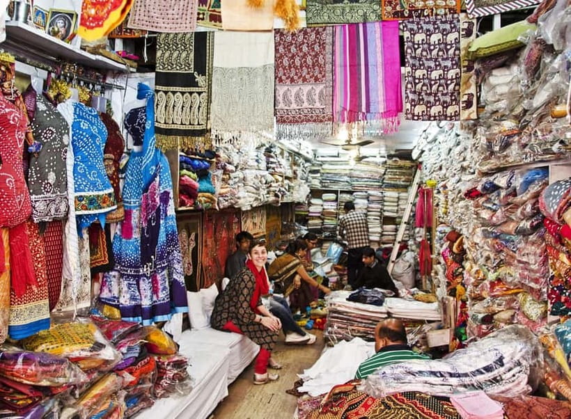 Jaipur: Private Shopping Tour with Block Printing Workshop - Shopping for Jaipur block prints