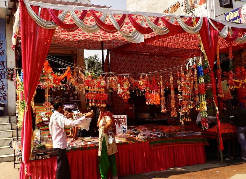 Jaipur: Private Shopping Tour with Block Printing Workshop - A possible historic stop between shops