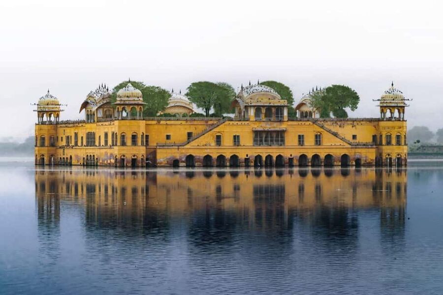 Jaipur: Private Sightseeing Day Tour with Guide by Car - Panna Meena Ka Kund: Jaipur’s geometric stepwell