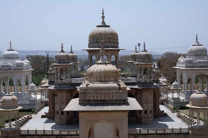 Jaipur Private Sightseeing Full Day Tour By Car and TukTuk - Jal Mahal, a short stop with Jaipur’s best postcard view