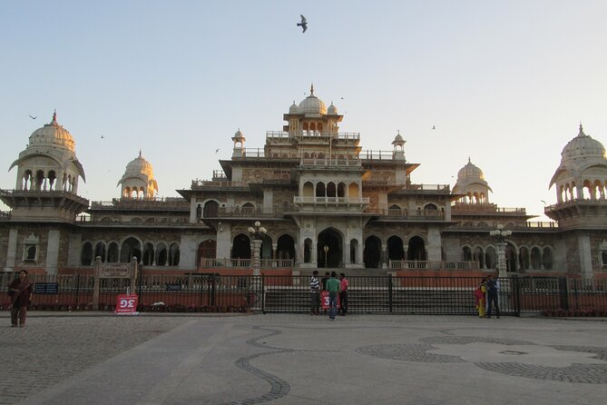 Jaipur Private Sightseeing Full Day Tour By Car and TukTuk - Panna Meena ka Kund and Jaipur’s geometric side