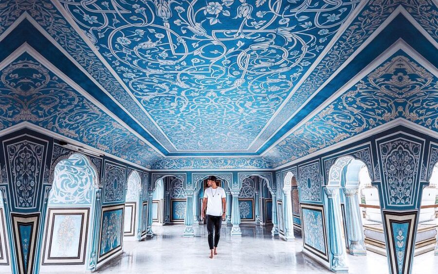 Jaipur: Private Tour for Instagram and Photography Lovers - Panna Meena Stepwell offers geometric photographs