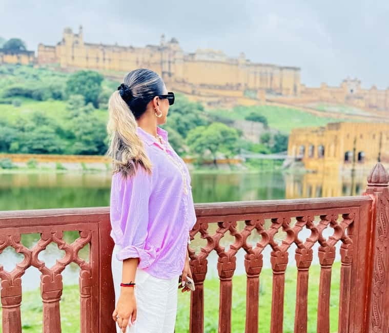 Jaipur: Private Tour for Instagram and Photography Lovers - Patrika Gate gives you the best opening frame