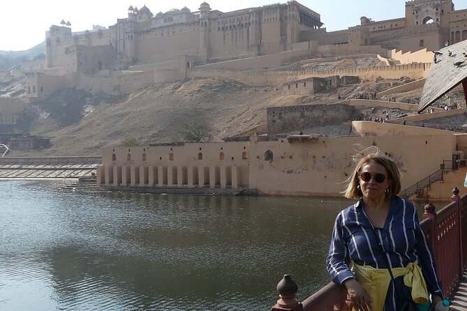 Jaipur Private Tuk Tuk Tour – Full-Day jaipur City Sightseeing - Spending two hours at Amer