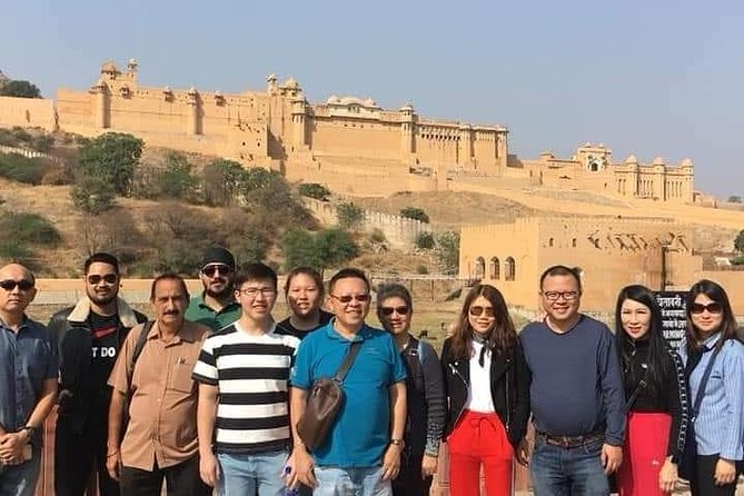 Jaipur Sightseeing & Shopping Tour by Private Car with Guide - What the $16 price really covers