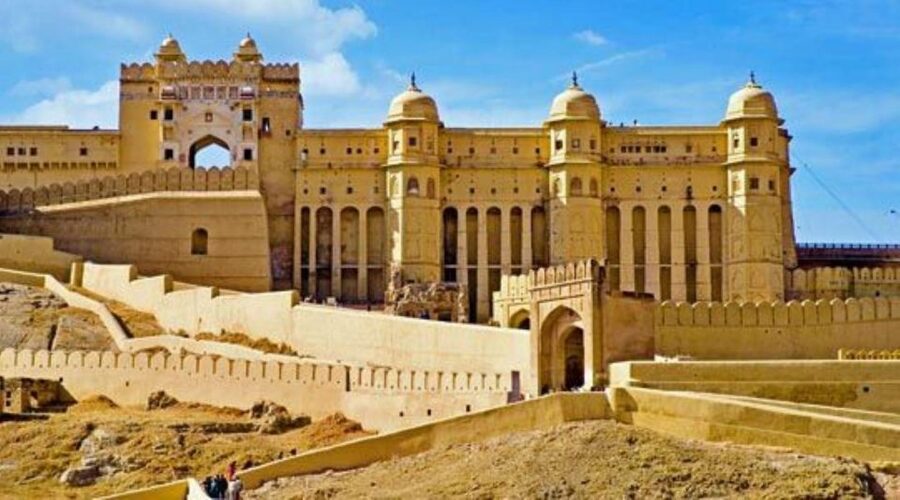 Jaipur sightseeing tour with monkey temple (Galta ji temple) - City Palace and the royal center of Jaipur