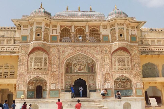 Jaipur Sightseeing Tour with Private Car and Driver - Jantar Mantar and Jaipur’s measuring instruments