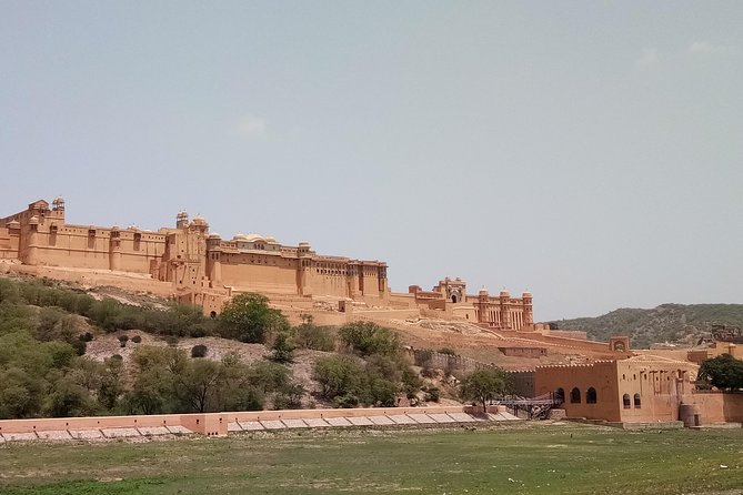 Jaipur Sightseeing Tour with Private Car and Driver - Amer and Amber Fort country