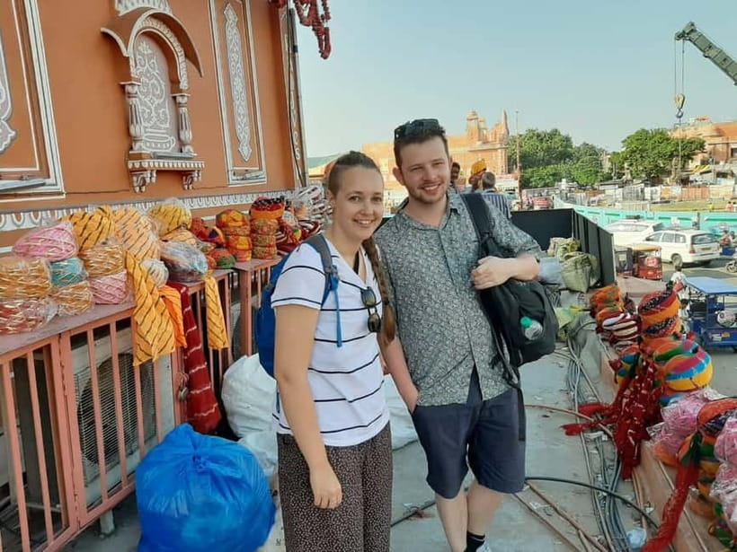 Jaipur: Spice Market and Street Food Walking Tour - Walking through Jaipur’s old-city noise