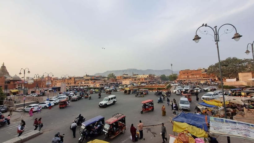 Jaipur :The Twilight Magic of Pink City- Heritage Walk Tour - Craft Lanes, Sculpture Makers, and Manihara Bangle Artisans