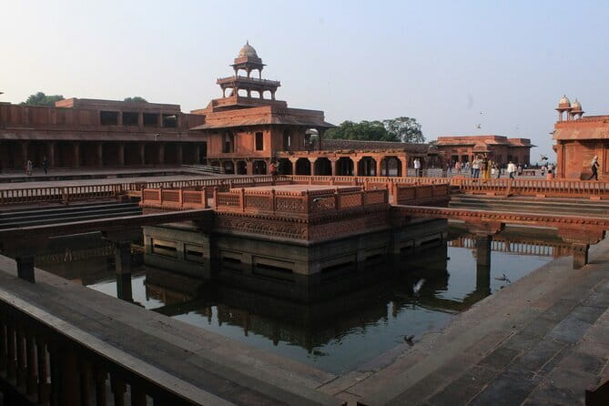 Jaipur to Agra Day Trip with Fatehpur Sikri and Abhaneri - What the $68.09 price really covers