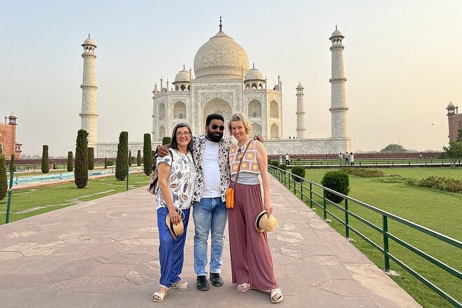Jaipur to Agra Private Taj Mahal and Fort Tour - The real shape of this Jaipur to Agra day trip