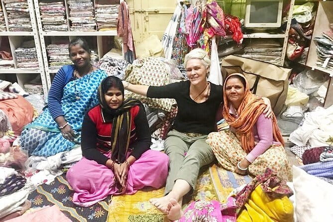 Jaipur Women Crafts and Shopping Tour - Key points at a glance