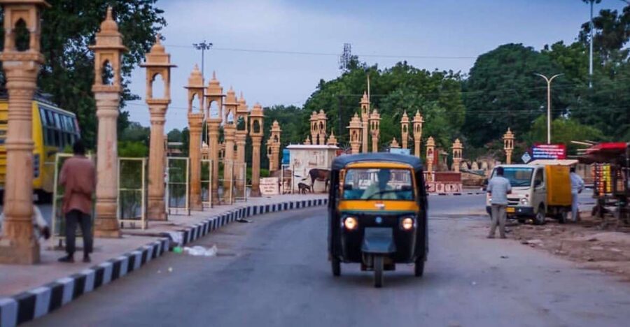 Jaisalmer: City Full-Day Trip by Tuk-Tuk - Patwon ki Haveli and the merchant city